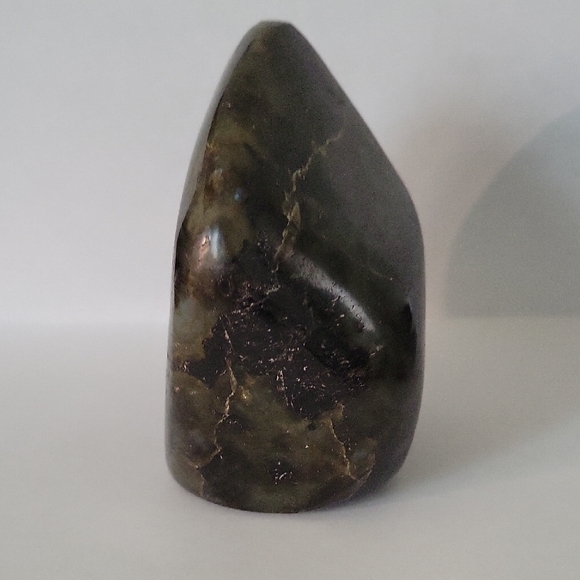 Labradorite Crystal - Picture 5 of 5